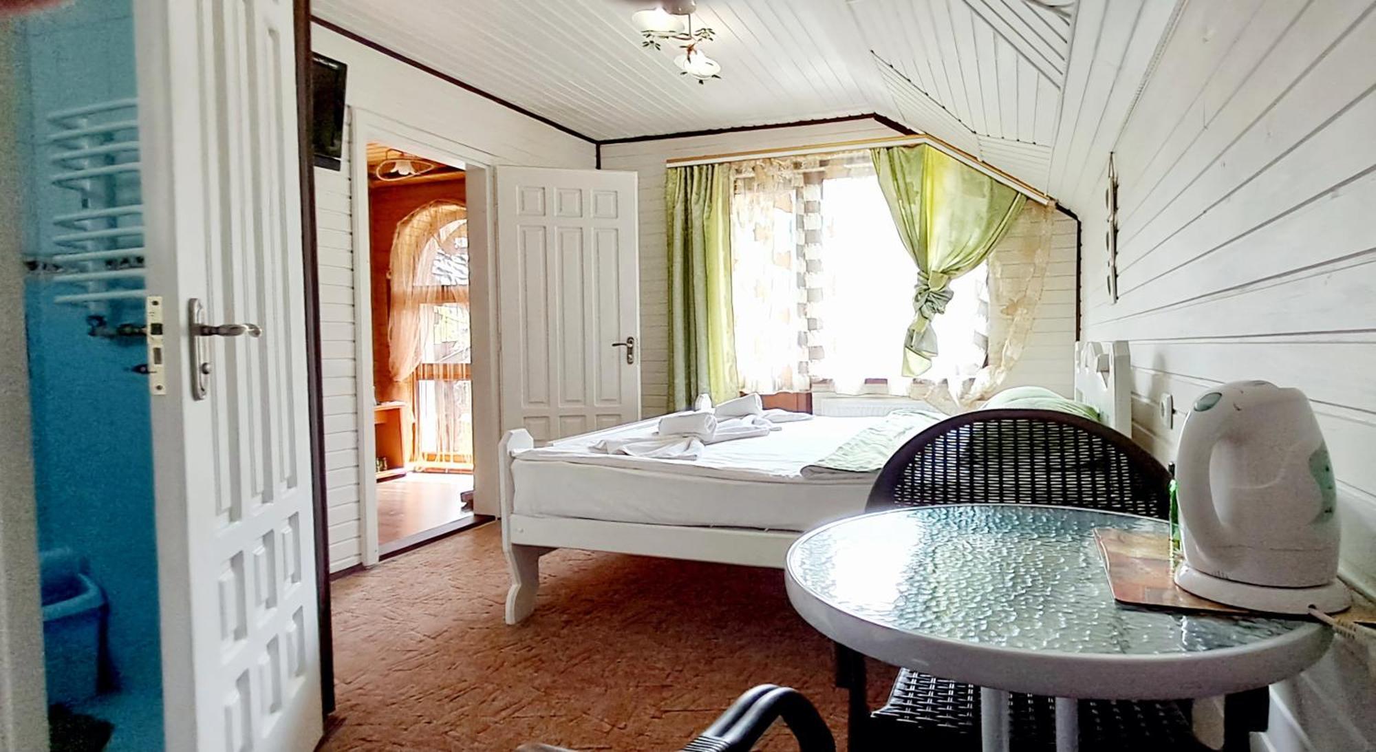 Girska Sonata Hotel & Apartments Микуличин Номер фото